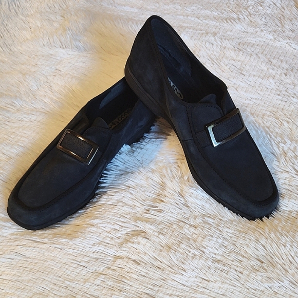 Ecco Womens Suede Loafers Navy Gunmetal Buckle Square Toe Size EU 41 US 10-10.5